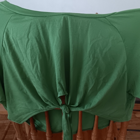 Crop Top Short Set - Picture 4 of 6